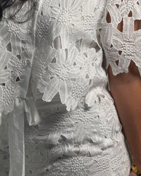 Floral white set